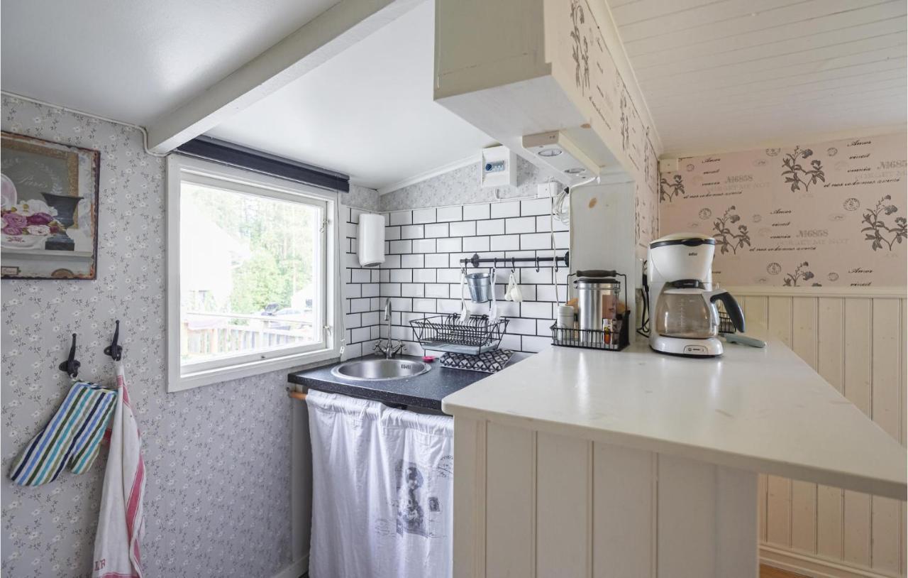 Cozy Home In Strmstad With Wifi 스트롬스타드 외부 사진