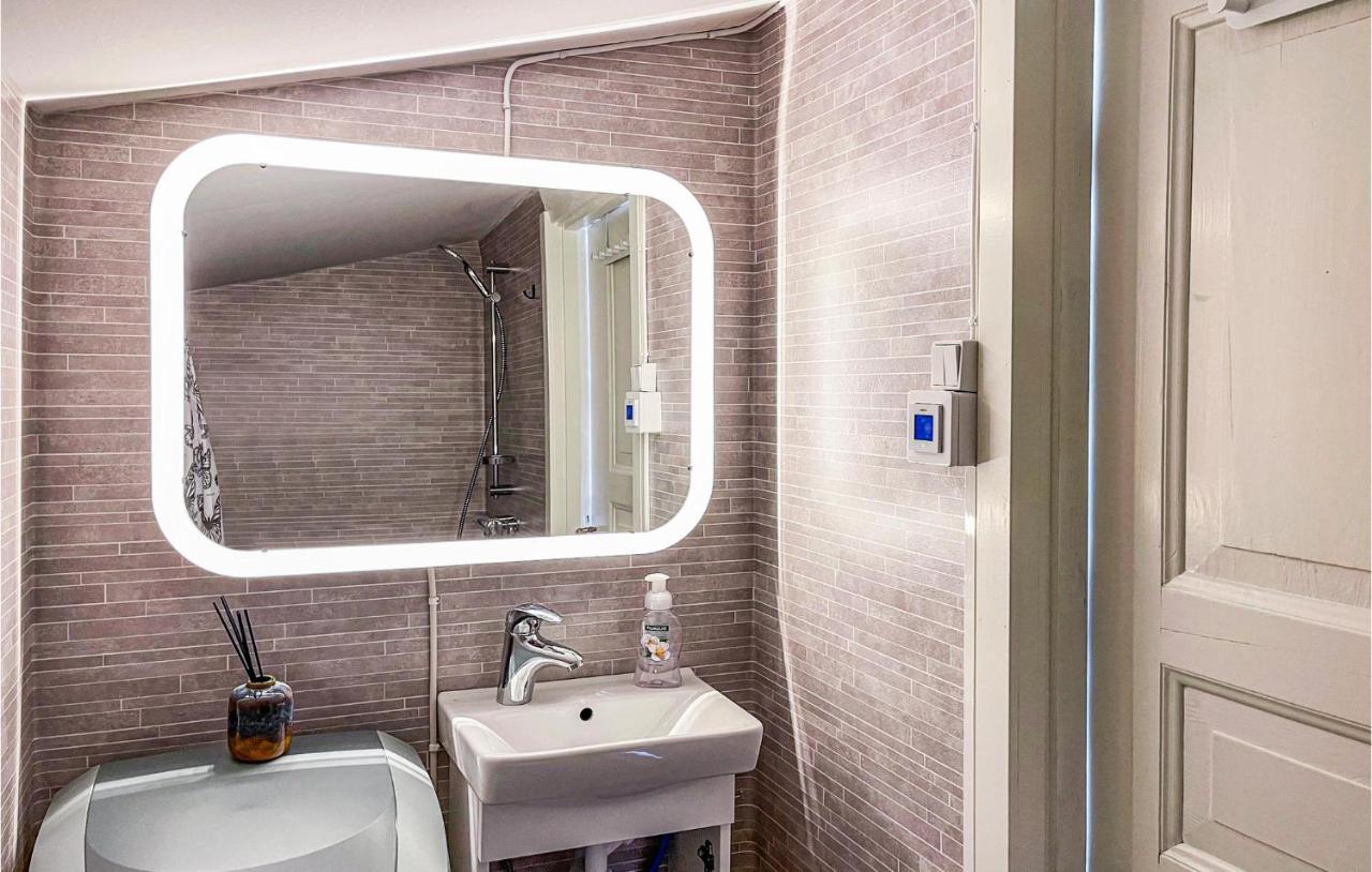 Cozy Home In Strmstad With Wifi 스트롬스타드 외부 사진