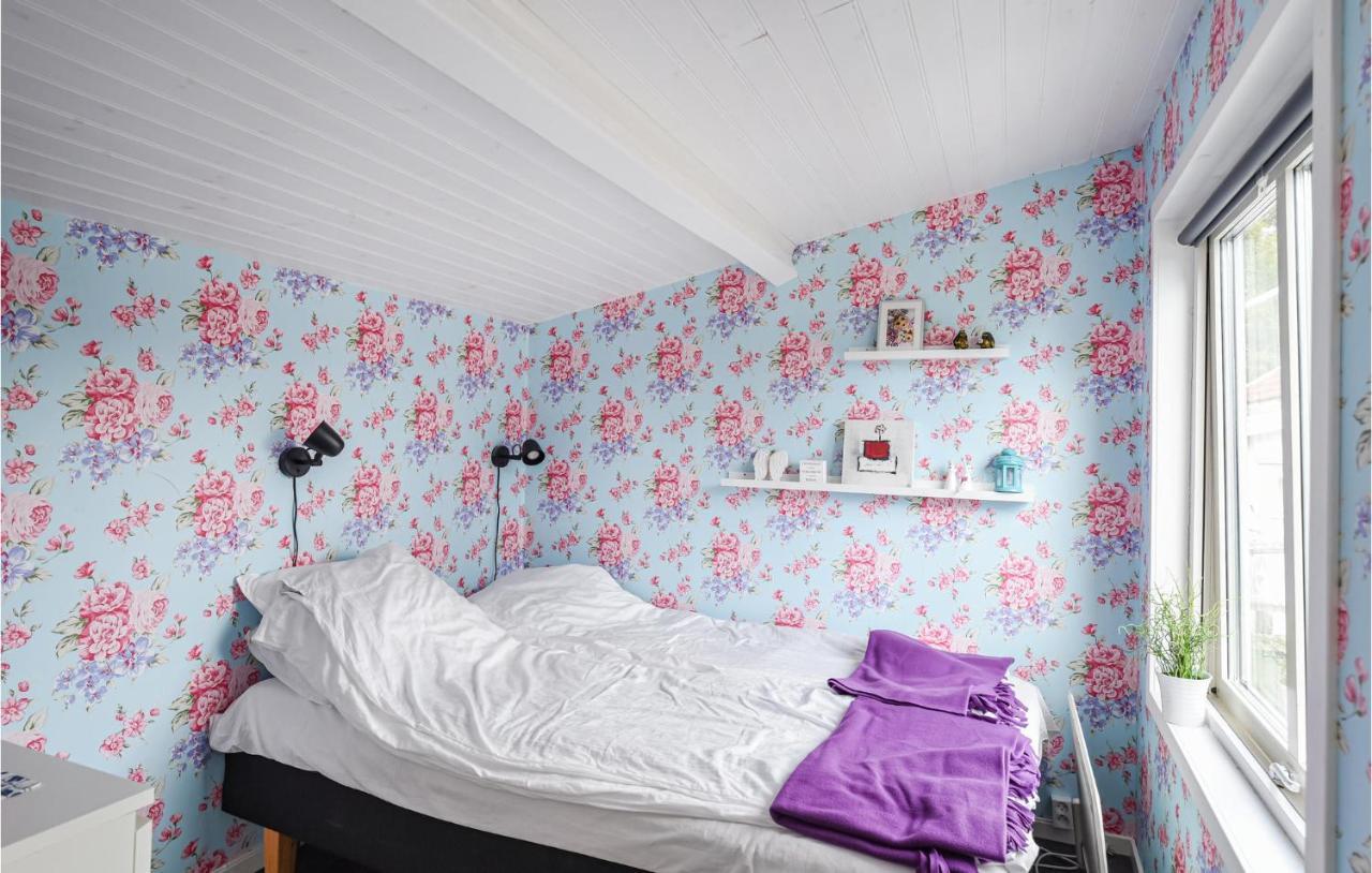 Cozy Home In Strmstad With Wifi 스트롬스타드 외부 사진